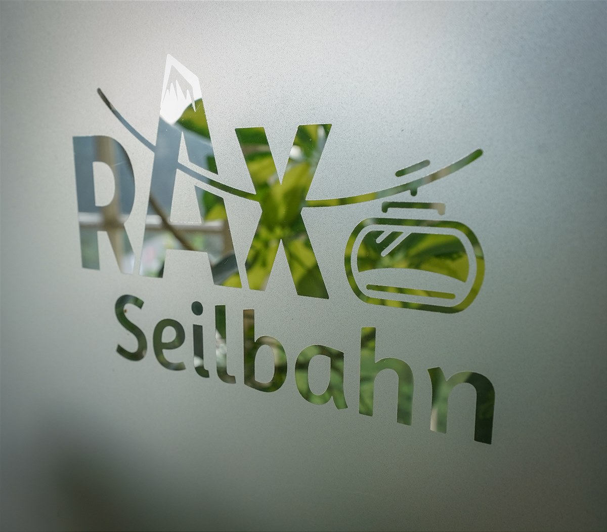 Sicher in den Winter - Rax-Seilbahn startet mit Revisionsarbeiten 