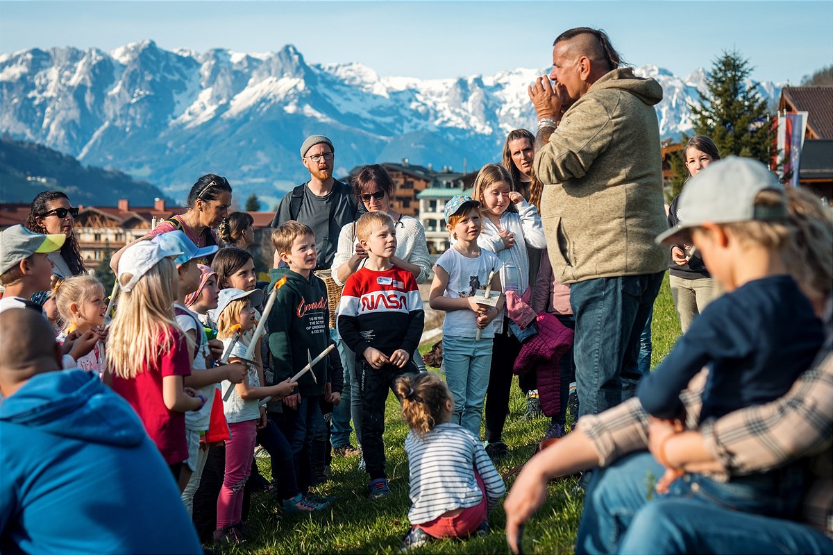 Strahlende Kinderaugen bei der „JoKiWo 