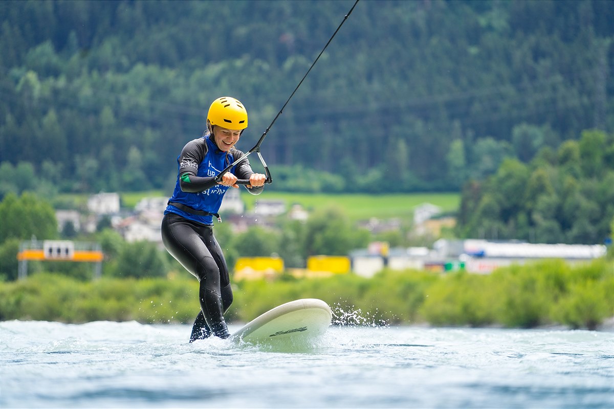 Upstream Surfing 