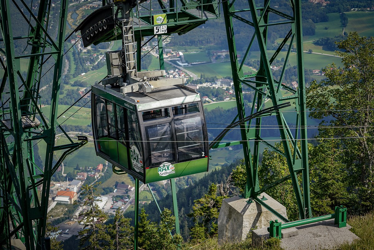 Rax-Seilbahn nimmt Fahrt auf