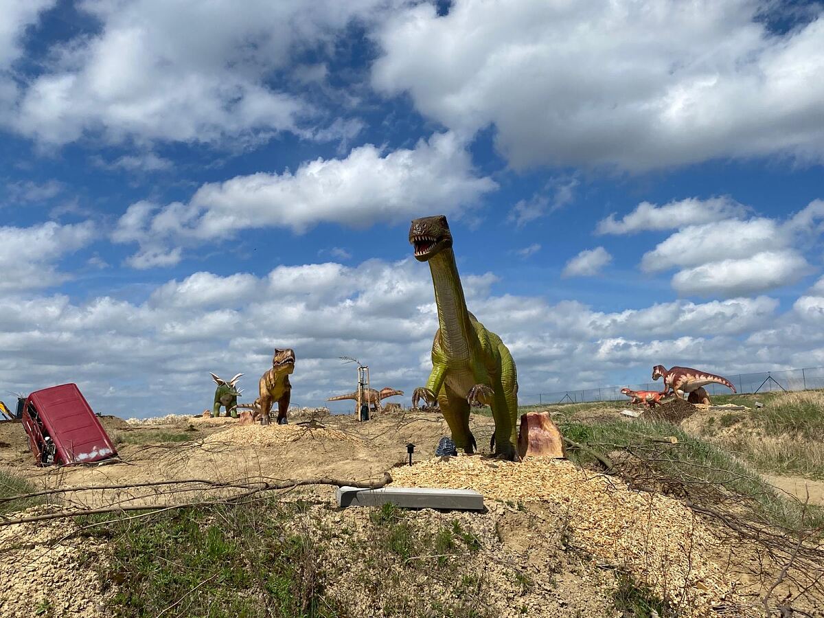 Family City - Dinowelt